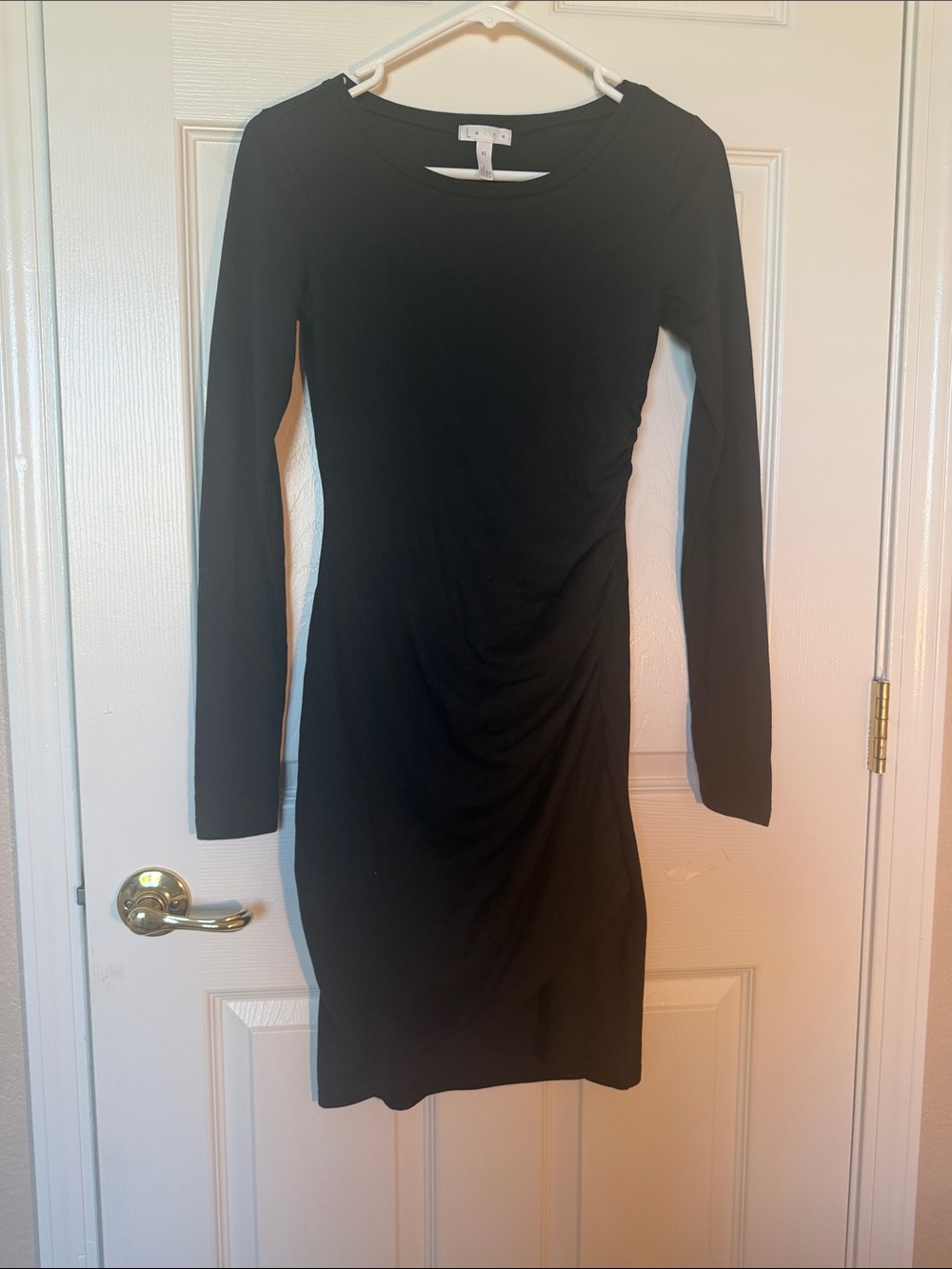 Nordstrom Leith Black Long-Sleeve Ruched Side Dress
